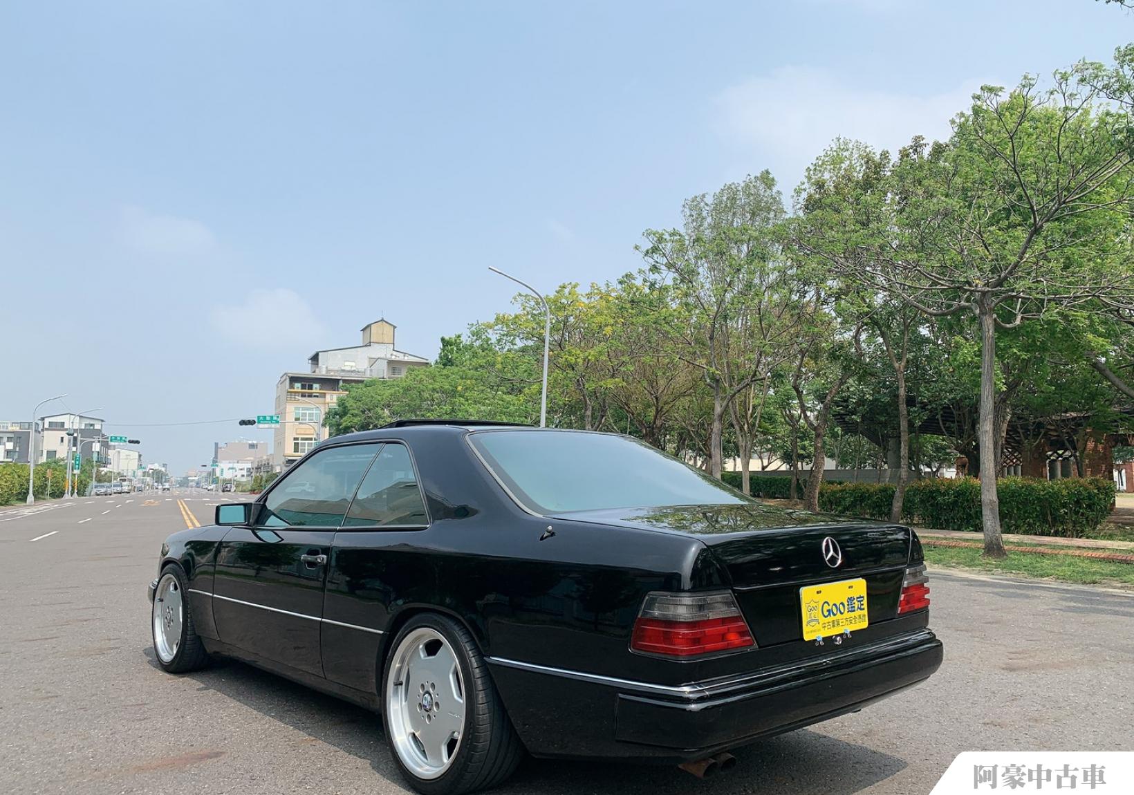 BENZ (賓士) 300CE